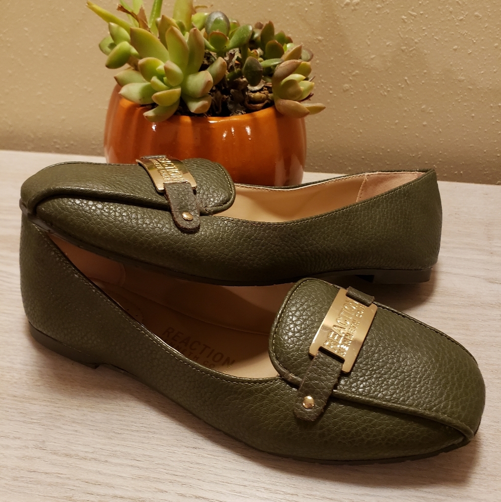 Kenneth Cole Reaction Flash Time Flats